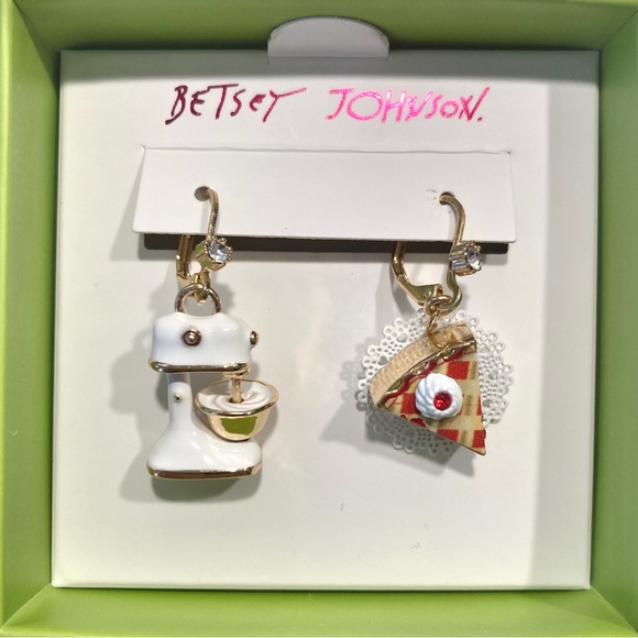 Betsey Johnson Jewelry Betsey Johnson Mismatched Stand Mixer Cherry